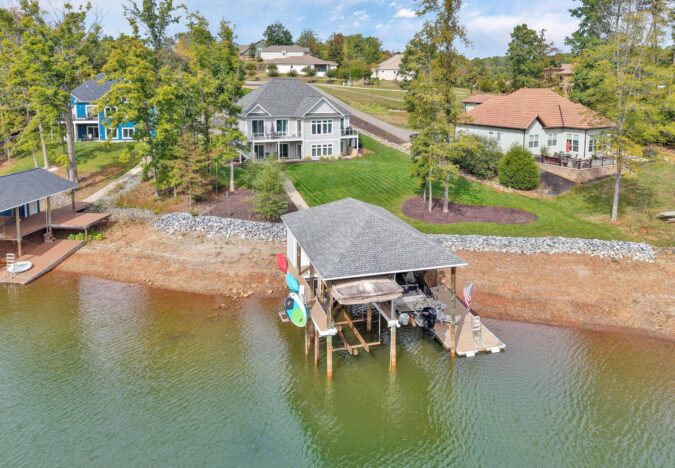 Beautiful 5 BR Waterfront Home With Gorgeous Lake And Mountain Views 324 Blue Heron Road Wirtz VA
